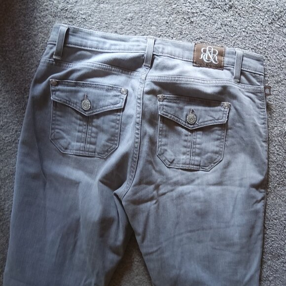 ROCK & REPUBLIC GREY JEANS - Picture 3 of 6